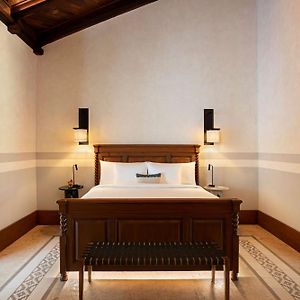 Suite Ambassador con Cama King